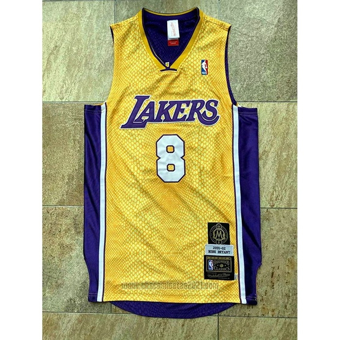 Camiseta Los Angeles Lakers Kobe Bryant #8 Primera Mitchell & Ness Oro